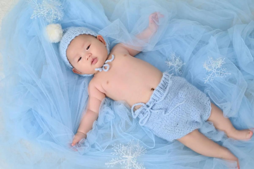 阳春孕妇肚子上长红点